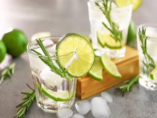 What to Drink in the Heat: Ayurvedic Tips